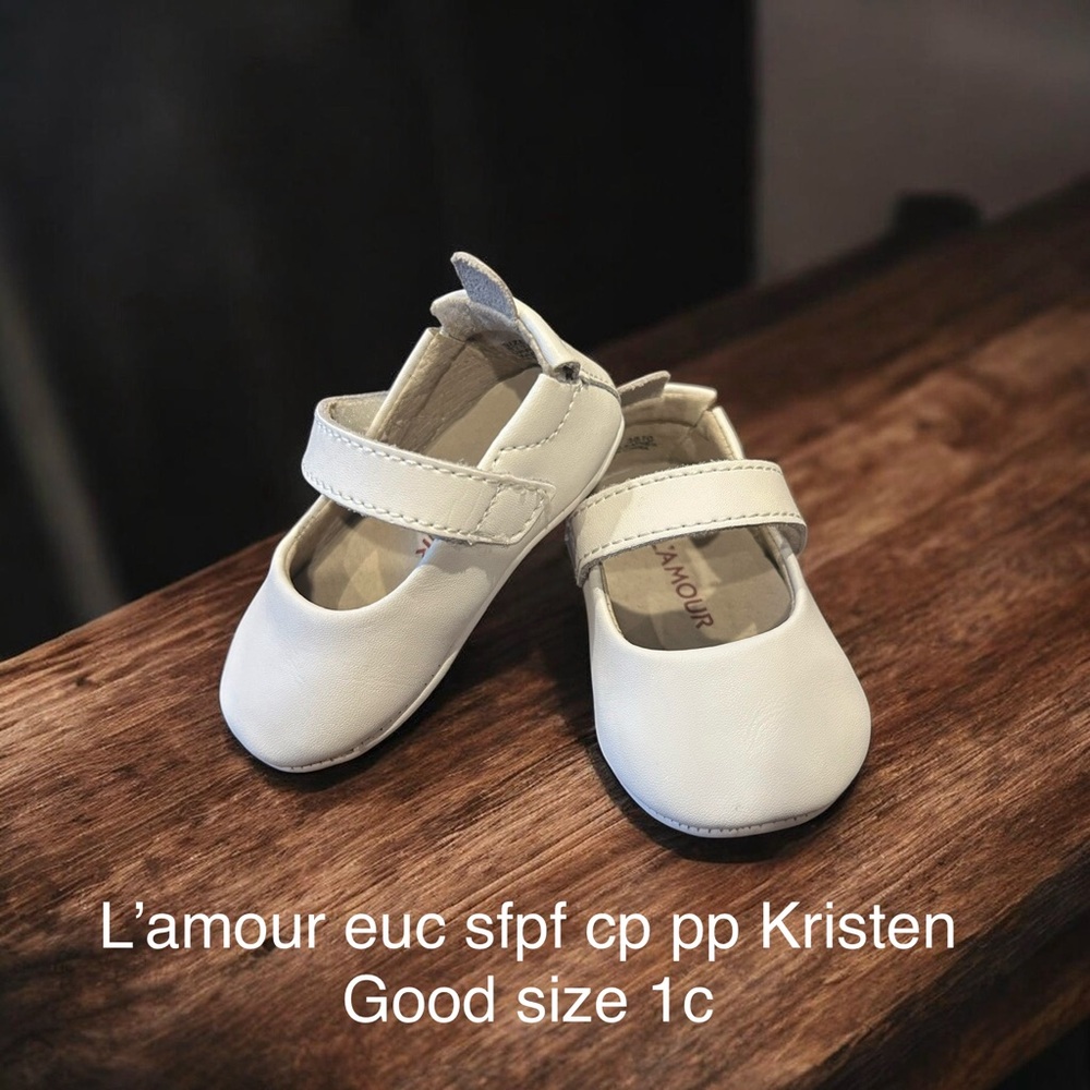 L'Amour Classic White Dress Shoes for Kids